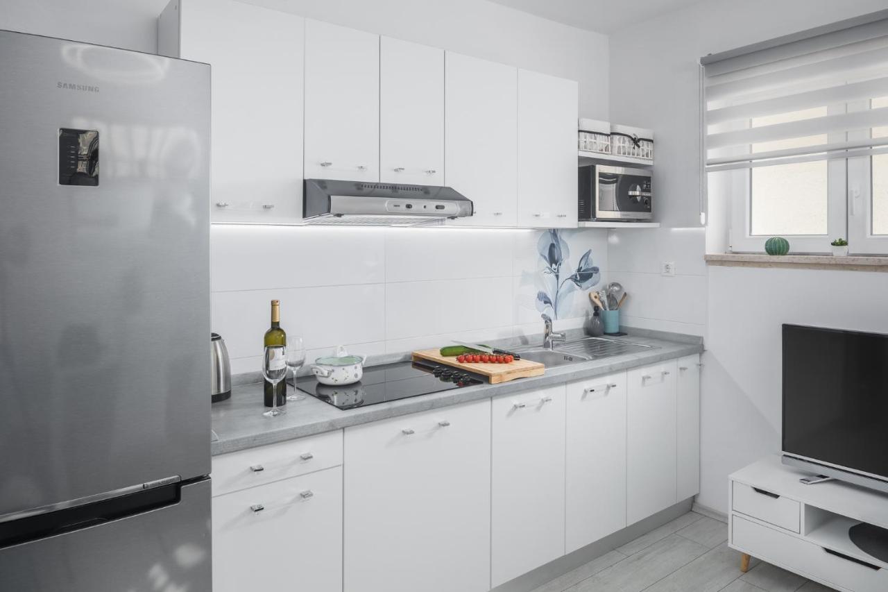 Apartment Sea Pearl Пореч Екстер'єр фото