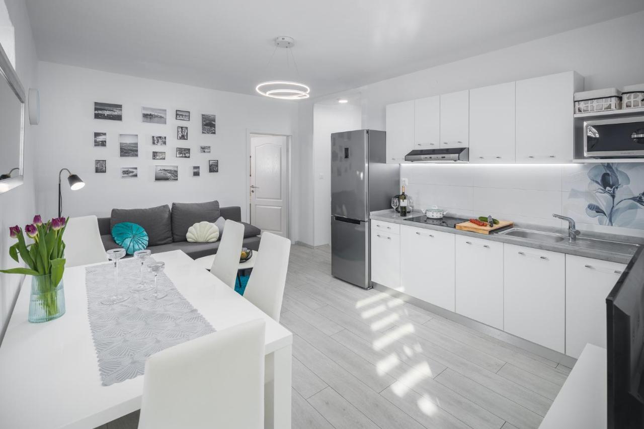 Apartment Sea Pearl Пореч Екстер'єр фото