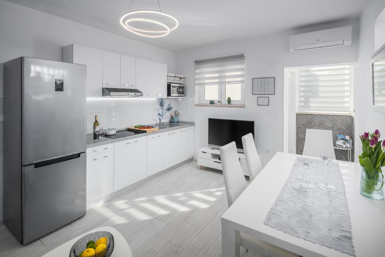 Apartment Sea Pearl Пореч Екстер'єр фото