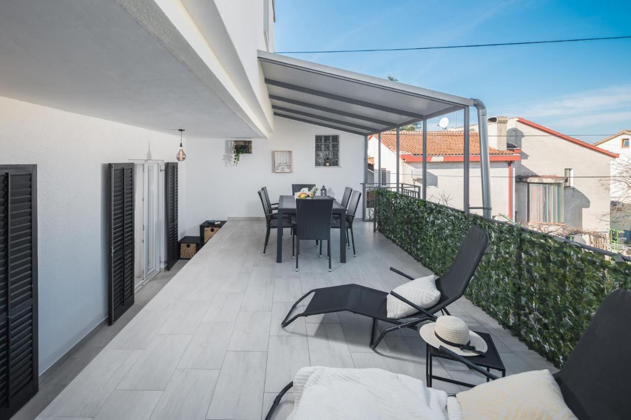 Apartment Sea Pearl Пореч Екстер'єр фото